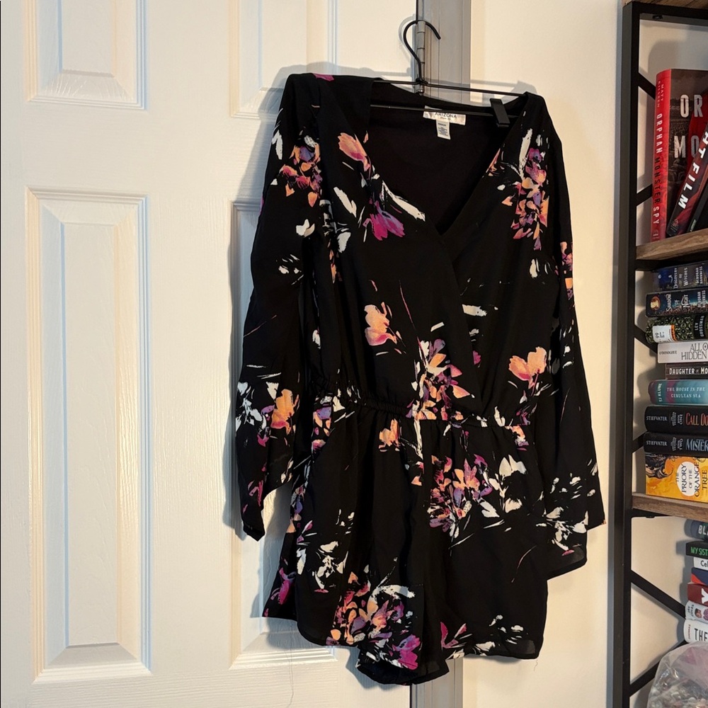 Arizona Jean Company Black Floral Jumpsuit w/pockets